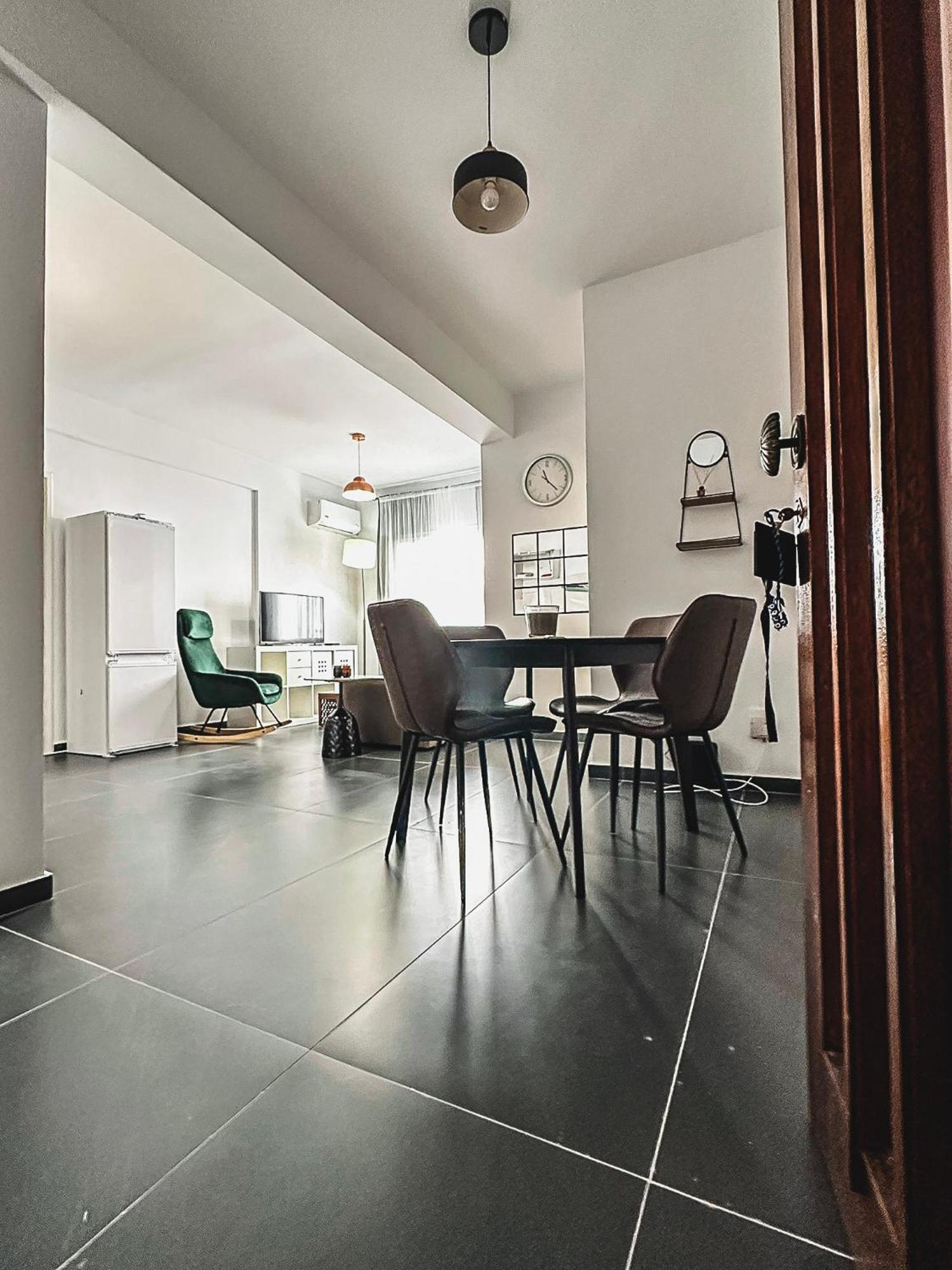 Home Away One Bedroom Apartment In Nicosia Kültér fotó